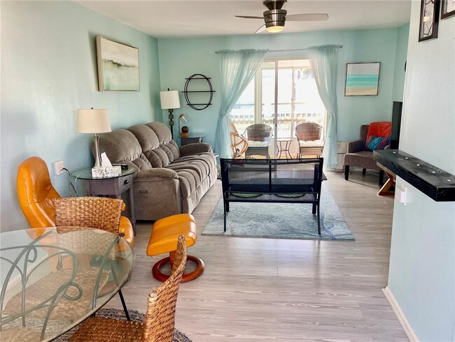 Photo - 1625 Leisure Dr Unit C26