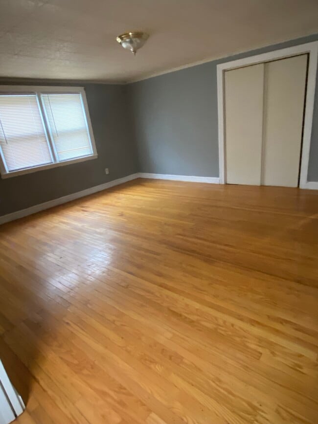 Building Photo - 33 Sunset Dr Rental