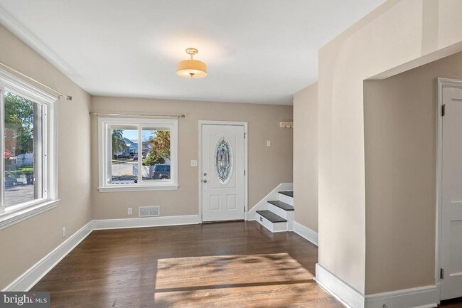 Photo - 4621 Greenhill Ave