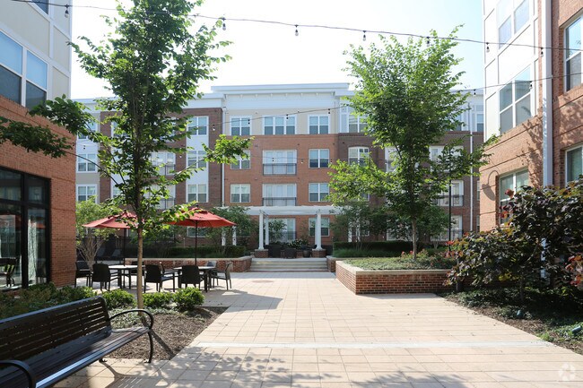 The Mark at Brickyard Apartments For Rent in Beltsville