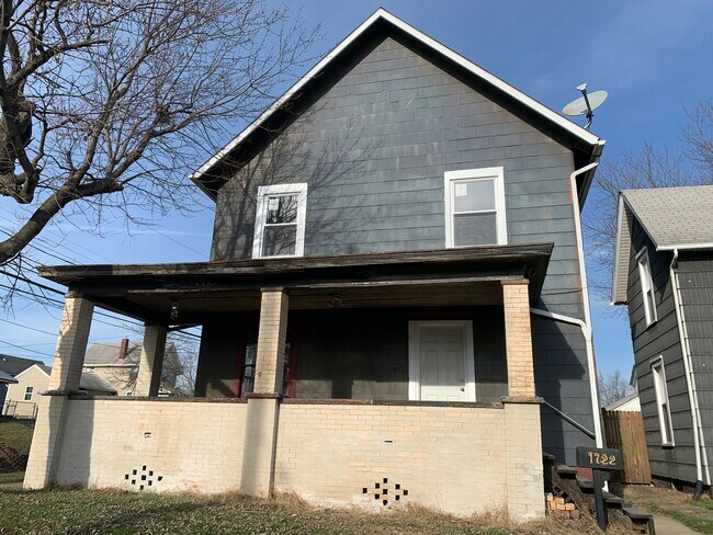 Photo - 1722 Henry Ave SW House