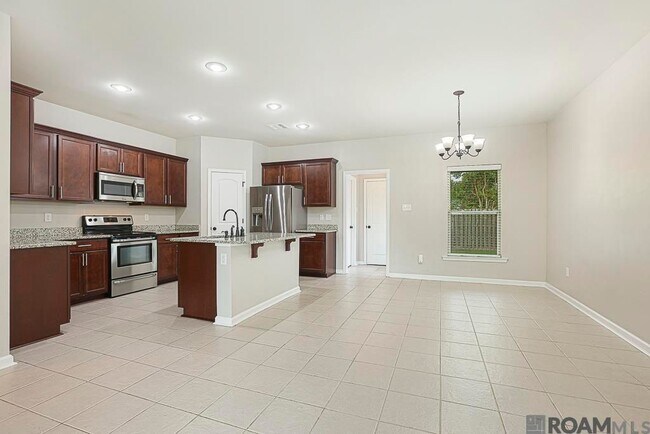 18317 Sunset Park Dr