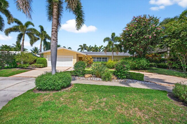 Photo - 728 Waterway Dr