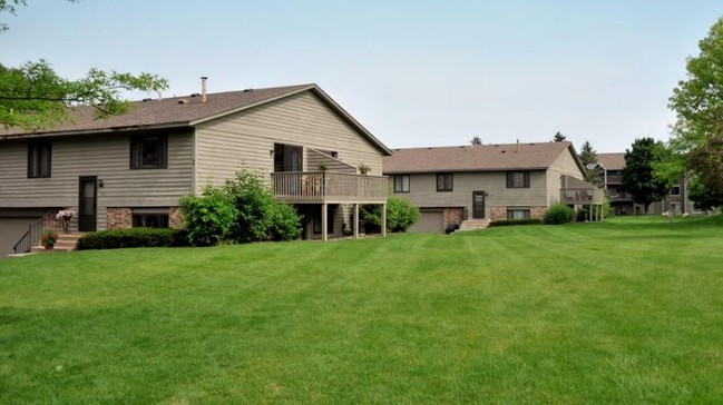 Building Photo - Juniper Meadows Rental