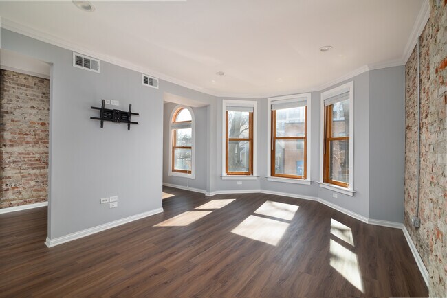 Photo - 1820 W Newport Ave