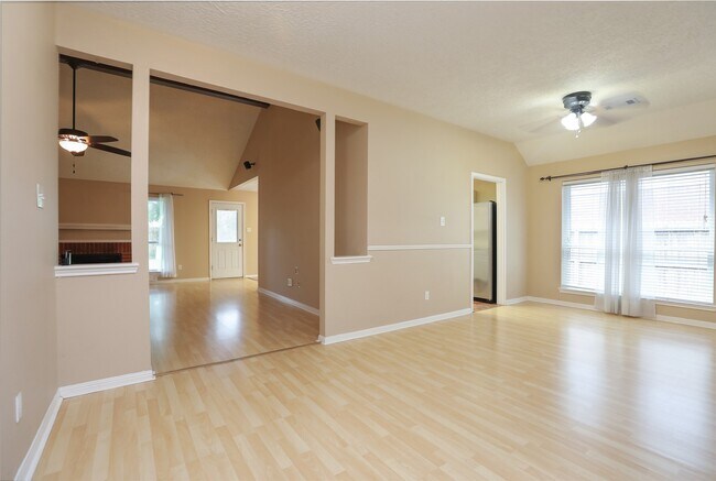 Photo - 22815 Red River Dr