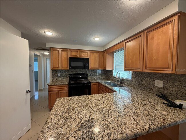 Photo - 1050 Clairborne St
