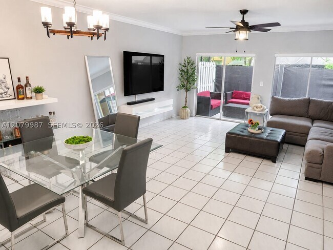 Photo - 8320 SW 154th Ave