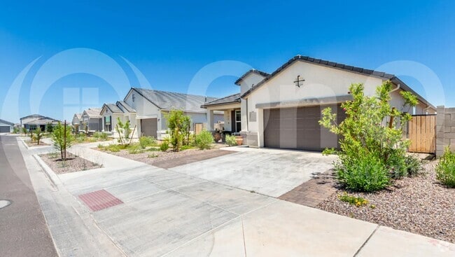 Building Photo - 8222 S 44th Gln Rental