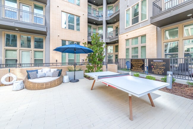 Burnett Lofts