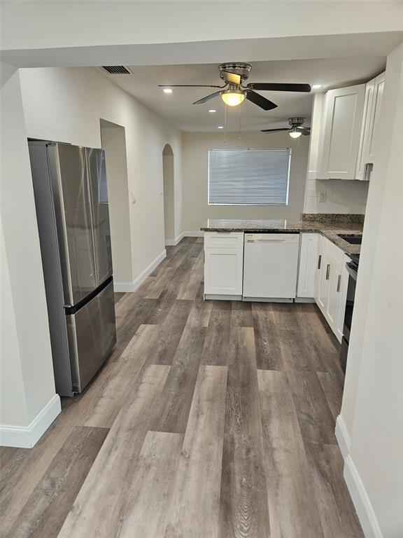 Photo - 2551 NE 7th Ter