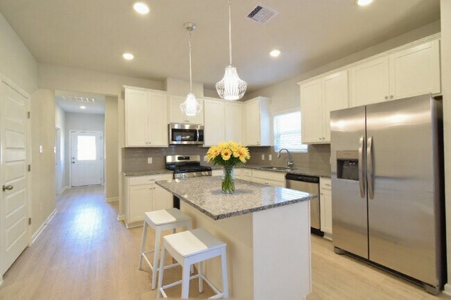 Photo - 12596 Canyon Falls Boulevard