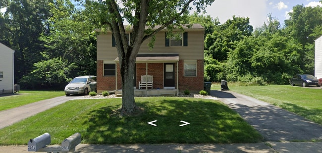 Building Photo - Woodsedge Condominiums