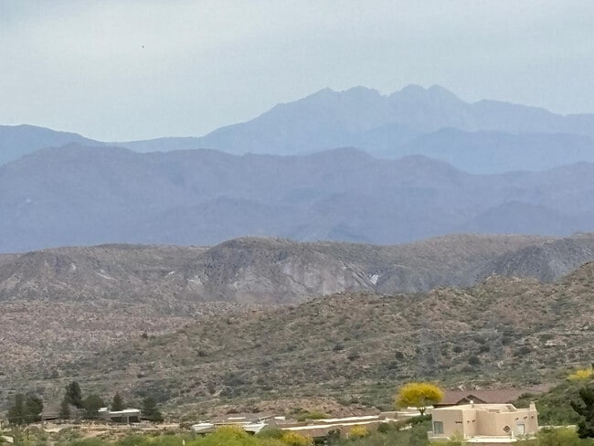 Building Photo - 43003 N Old Mine Rd