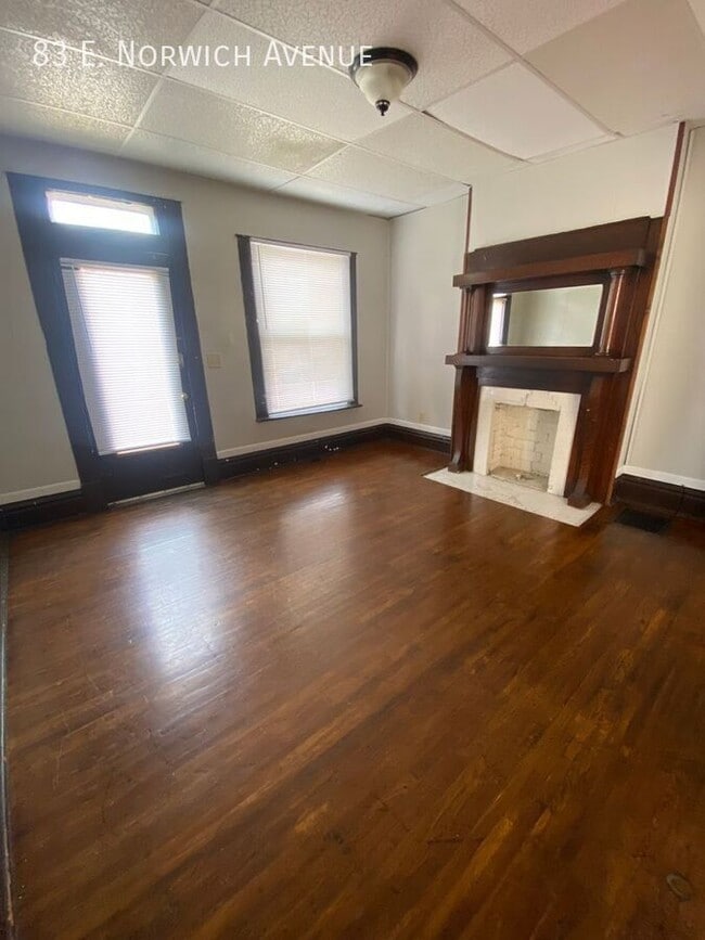 Photo - 83 E Norwich Ave