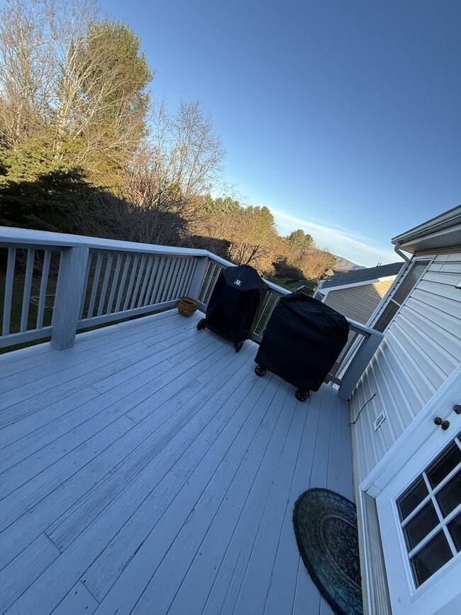 Photo - 307 Heartwood Crossing