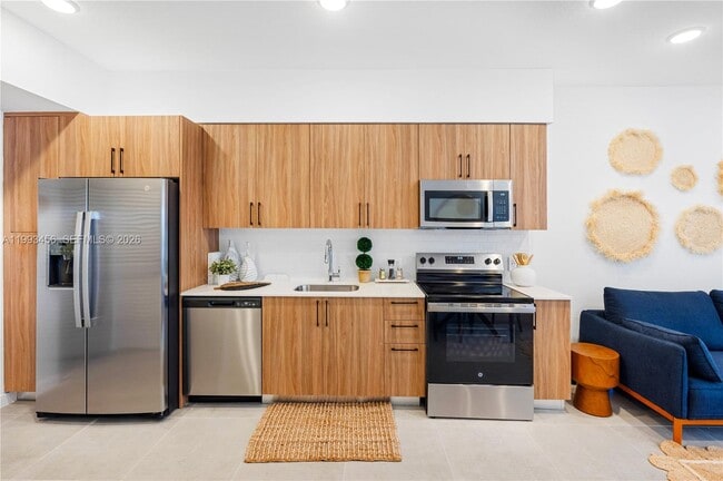 Photo - 208 N Federal Hwy Unidad 640