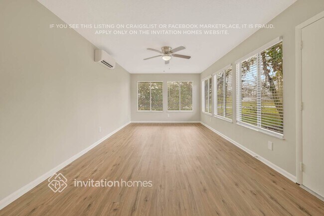 Photo - 10425 Kingbrook Ln