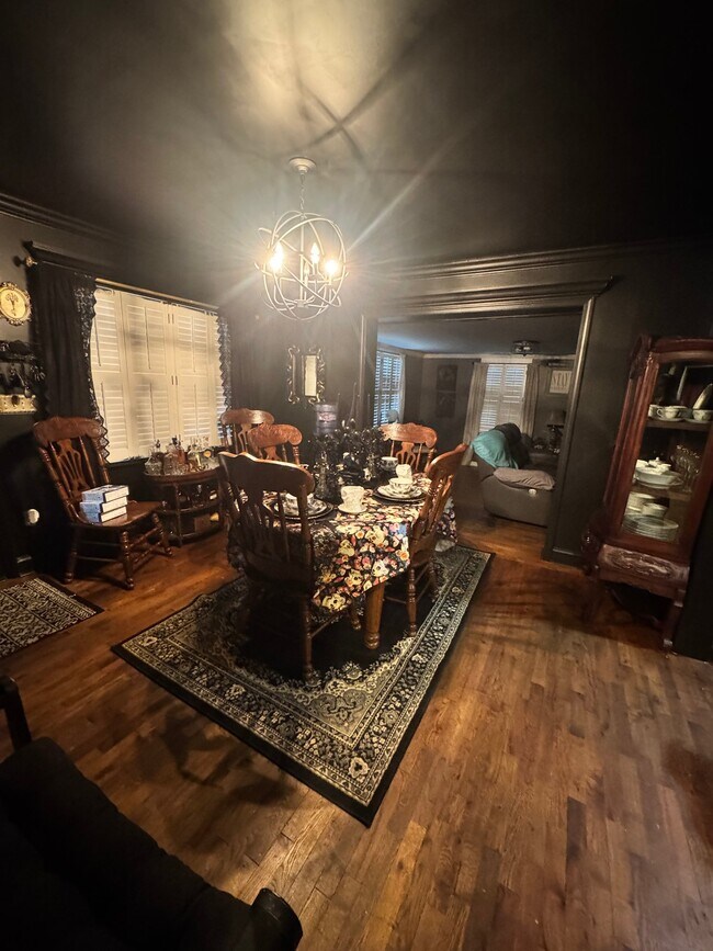 Photo - 212 Victory Dr