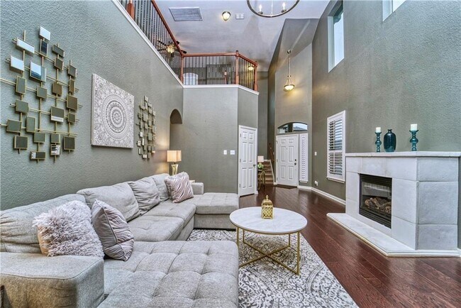 Photo - 7337 Menchaca Rd