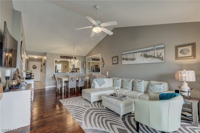 Photo - 760 Augusta Blvd Unidad D204