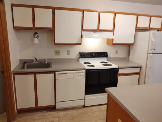 Photo - 799 Roundhouse Addt Unit 207