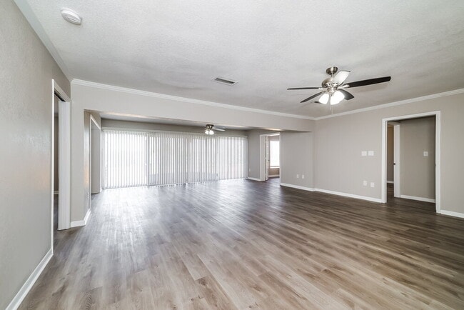 Photo - 1033 Campbell Ave