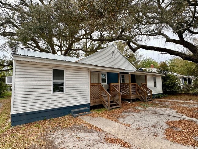 Building Photo - 3721/3727 Ogg Ave Brunswick Unit 3721/3727 Ogg Ave Brunswick