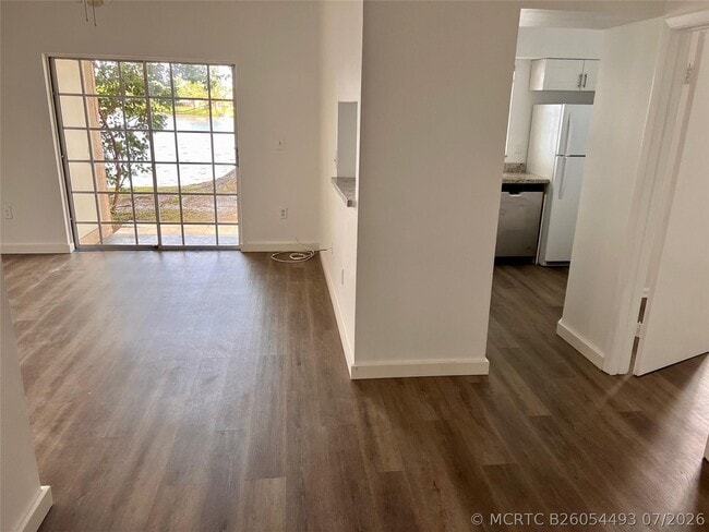 Building Photo - 2121 NW 96th Terrace Unit 14M