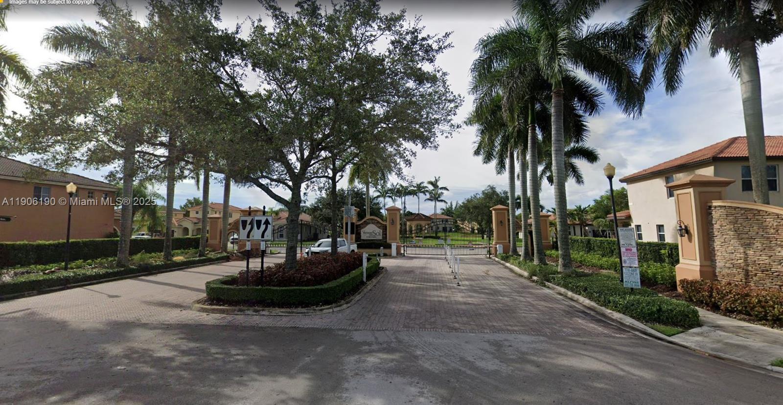 Photo - 2173 SE 2nd St