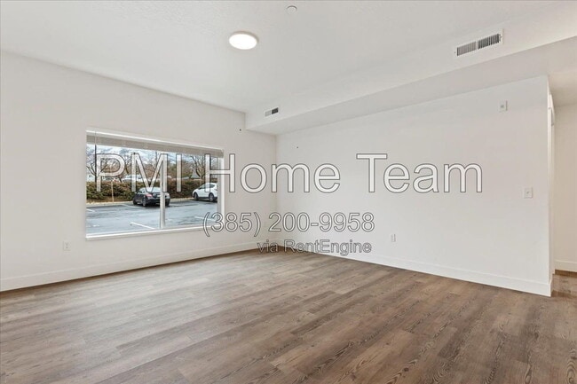 Photo - 3378 Washington Blvd Unit 204