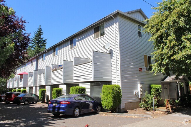 Building Photo - 17-23 SE 127th Ave Unit 17 - 01 Rental