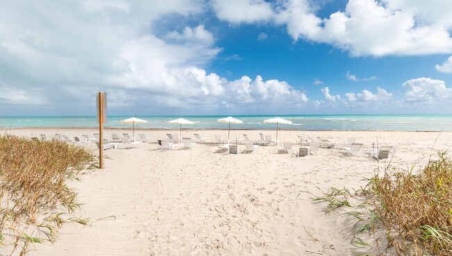 Photo - 199 Ocean Ln Dr Unidad # 201 Rental