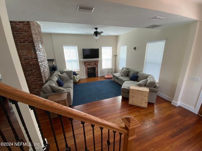 Photo - 308 Kirkland St