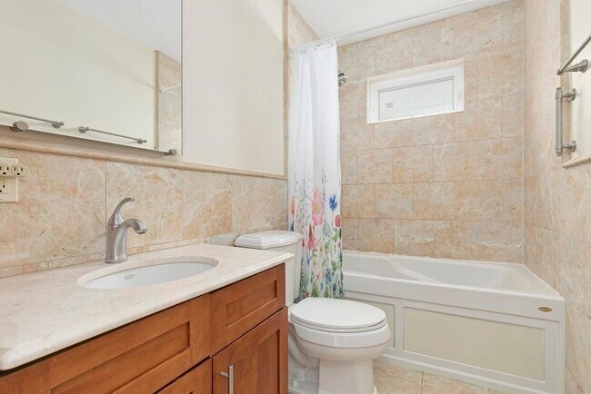 Photo - 24 Speridakis Ter Unit 24##