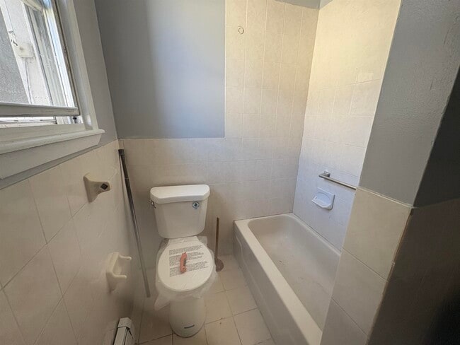 Photo - 33 Emerson Ave Unit 6