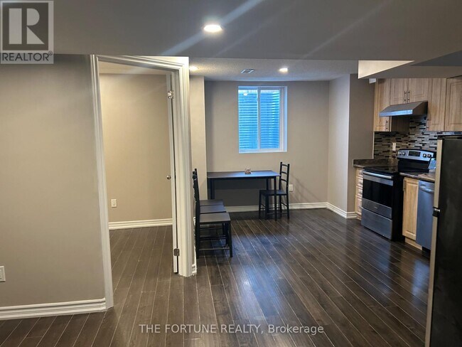 Photo - 90 Canary Cl