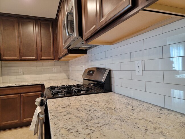 Photo - 3595 Morning Glory St