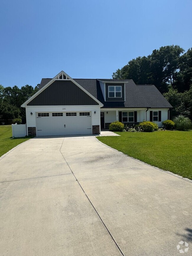 Building Photo - Ranch Holly Ridge Home Available Now!