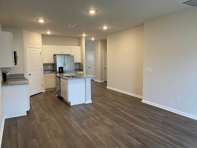 Photo - 3600 Whaley Wy