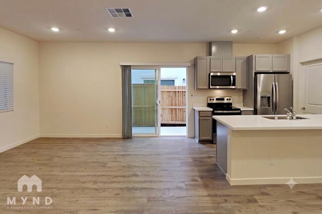 Photo - 3049 Pruett Dr