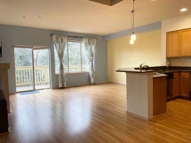 Photo - Beautiful 3 Bed 2.5 Bath Townhome in Talus...