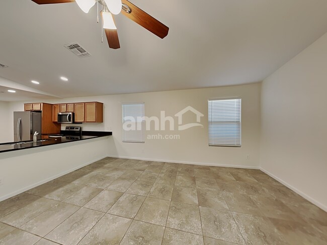 Photo - 3392 E Cowboy Cove Trail