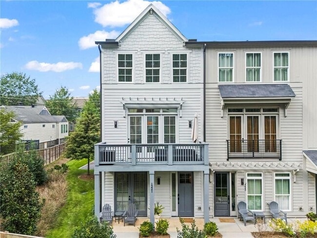 Photo - 1221 Oxley Pl NW