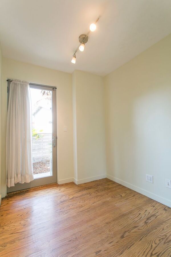 Photo - 5921 Central Ave