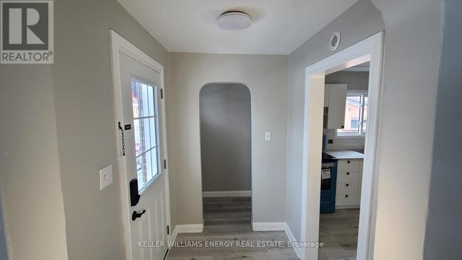 Photo - 201 Celina St