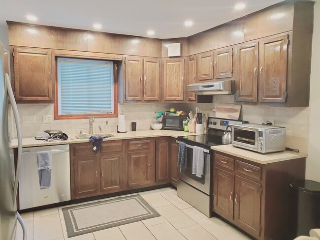 Photo - 34 Goodwin St