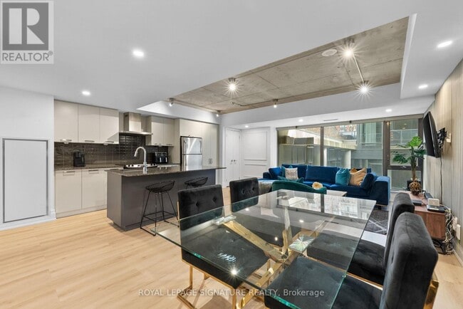 Photo - 95 Bathurst St Unité 109