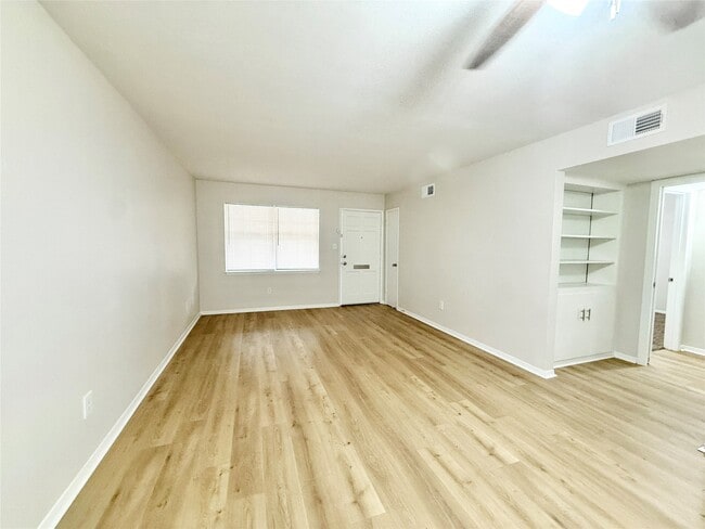 Photo - 2400 5th St Unit 3