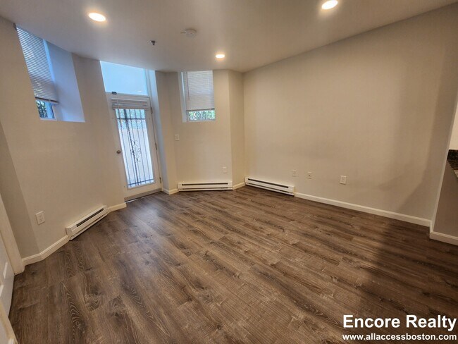 Photo - 24 Queensberry St Unidad B